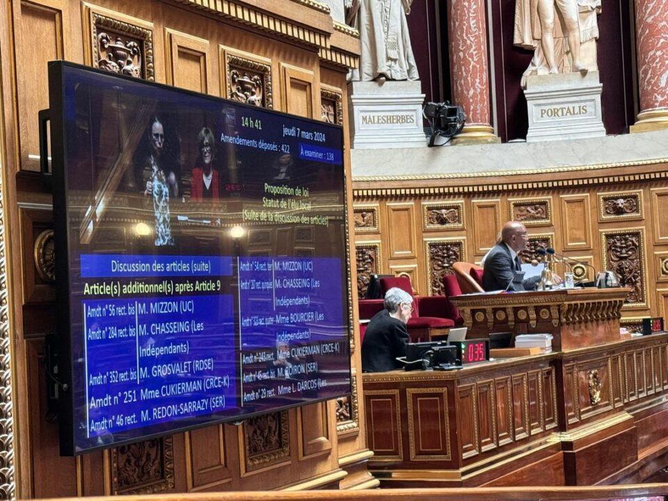 Sénat Séance PPL Création Statut Elu local