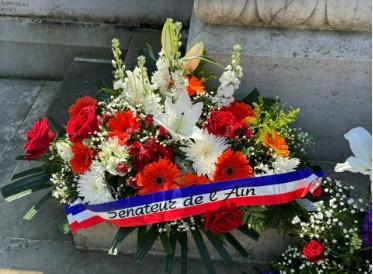 Gerbe Cérémonie Sénateur Ain