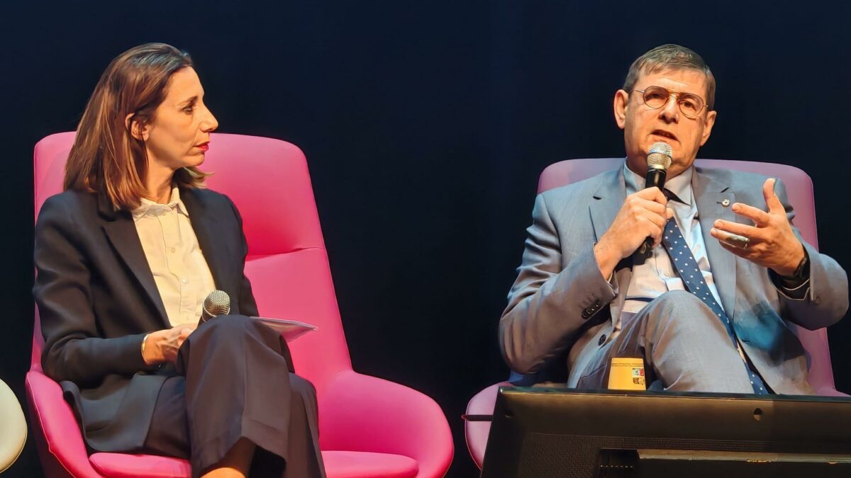 9f5830bd de9a 4e52 88a0 bf906d130e94