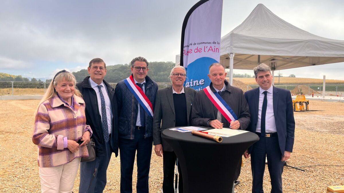 MEXIMIEUX Pose 1ère pierre gymnase 20250927