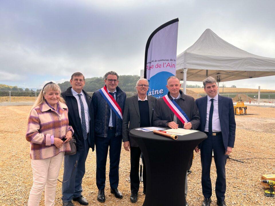 MEXIMIEUX Pose 1ère pierre gymnase 20250927